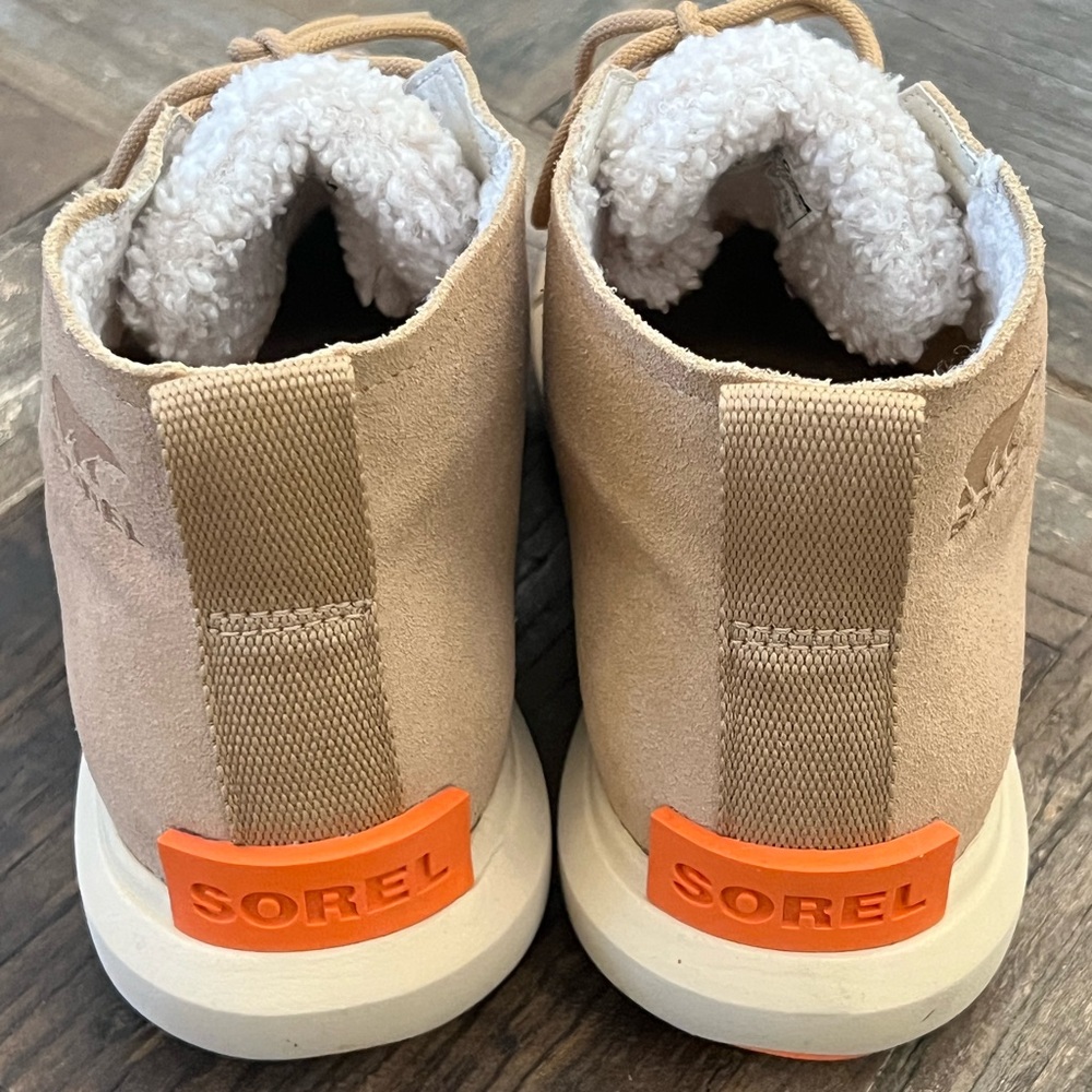 SOREL - SIZE 8 Explorer ll waterproof ANKLE BOOT